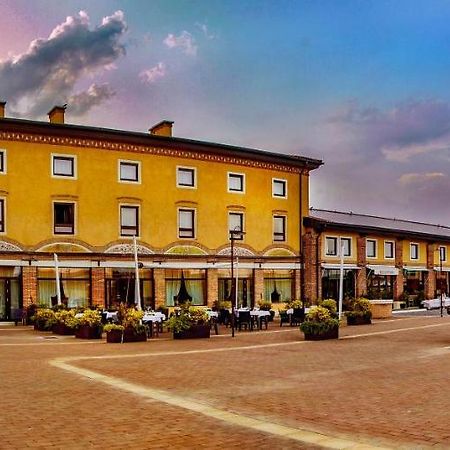 Fracanzana Hotel Montebello Vicentino Bagian luar foto