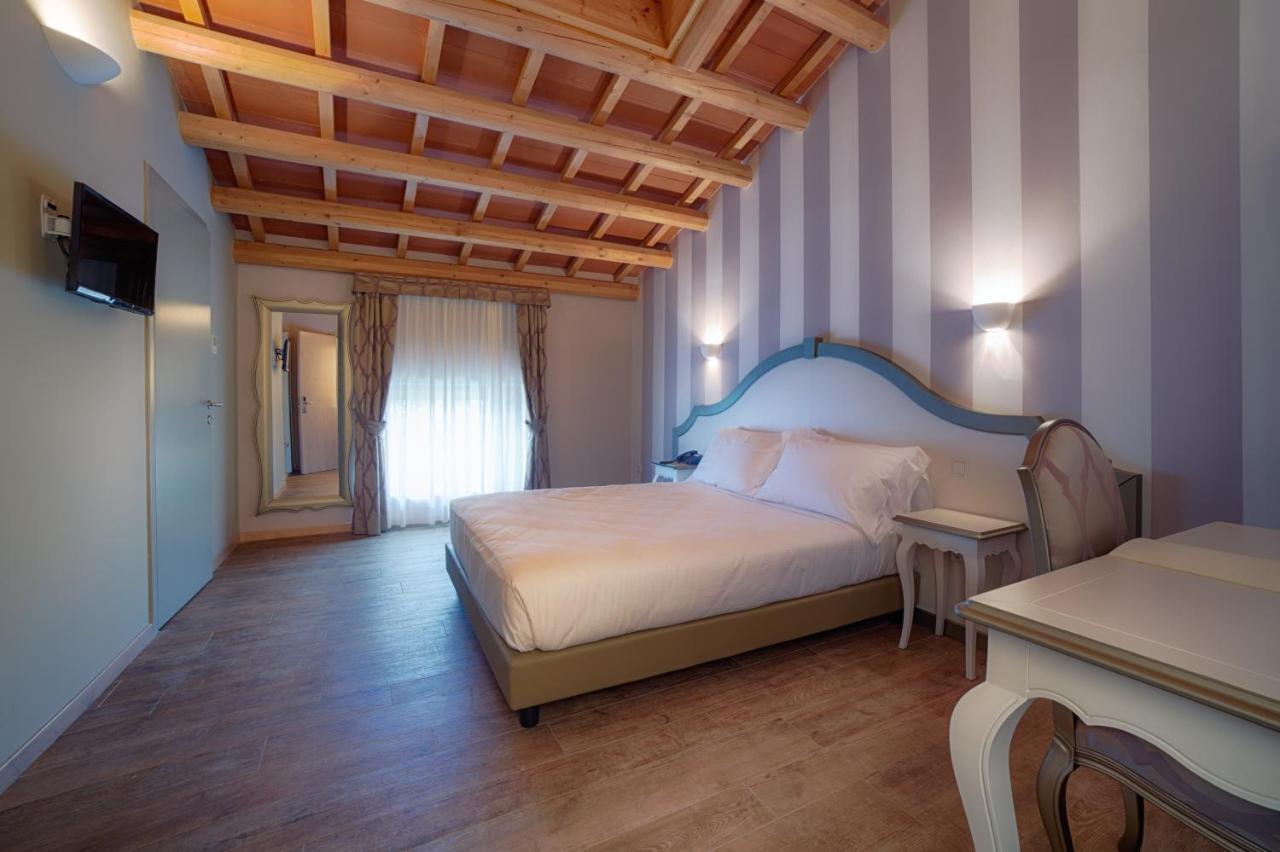 Fracanzana Hotel Montebello Vicentino Ruang foto